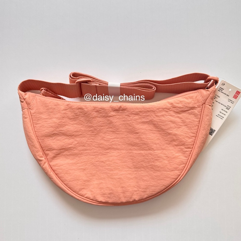 Uniqlo Round Mini Shoulder Bag